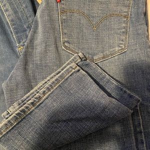 724 Levis